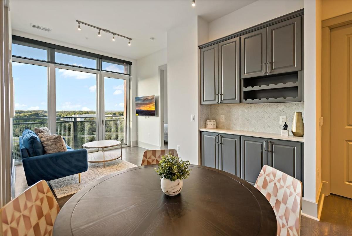 Hala Tysons Aparthotel McLean Exterior photo