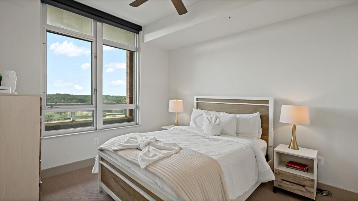 Hala Tysons Aparthotel McLean Room photo