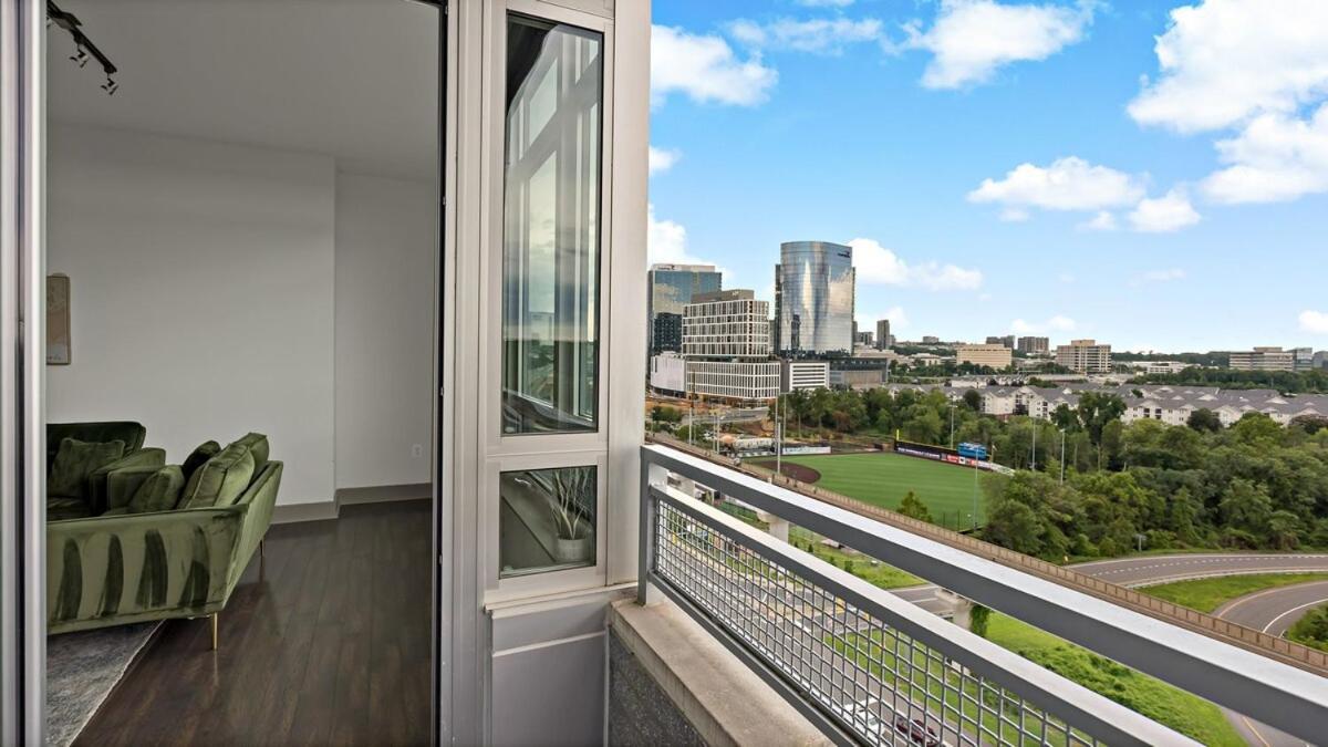 Hala Tysons Aparthotel McLean Room photo